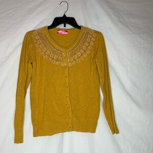 Pang Pang cardigan XS (no size tag see measurement photos) mustard yellow color